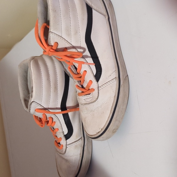 Boys vans size 4 - Picture 2 of 4